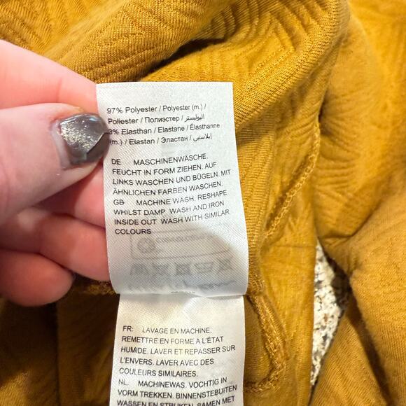 Ulla Popken Plus Crew Neck 3/4 Sleeve Mustard Quilted Design Sweatshirt - 28/30 - Picture 10 of 10